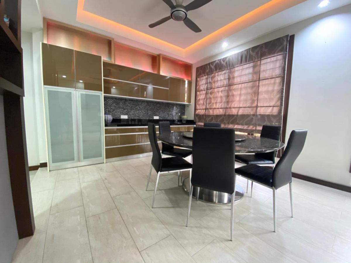 Langkawi Cozy Holiday Home At Bukit Indah By Zervin Kuah Extérieur photo